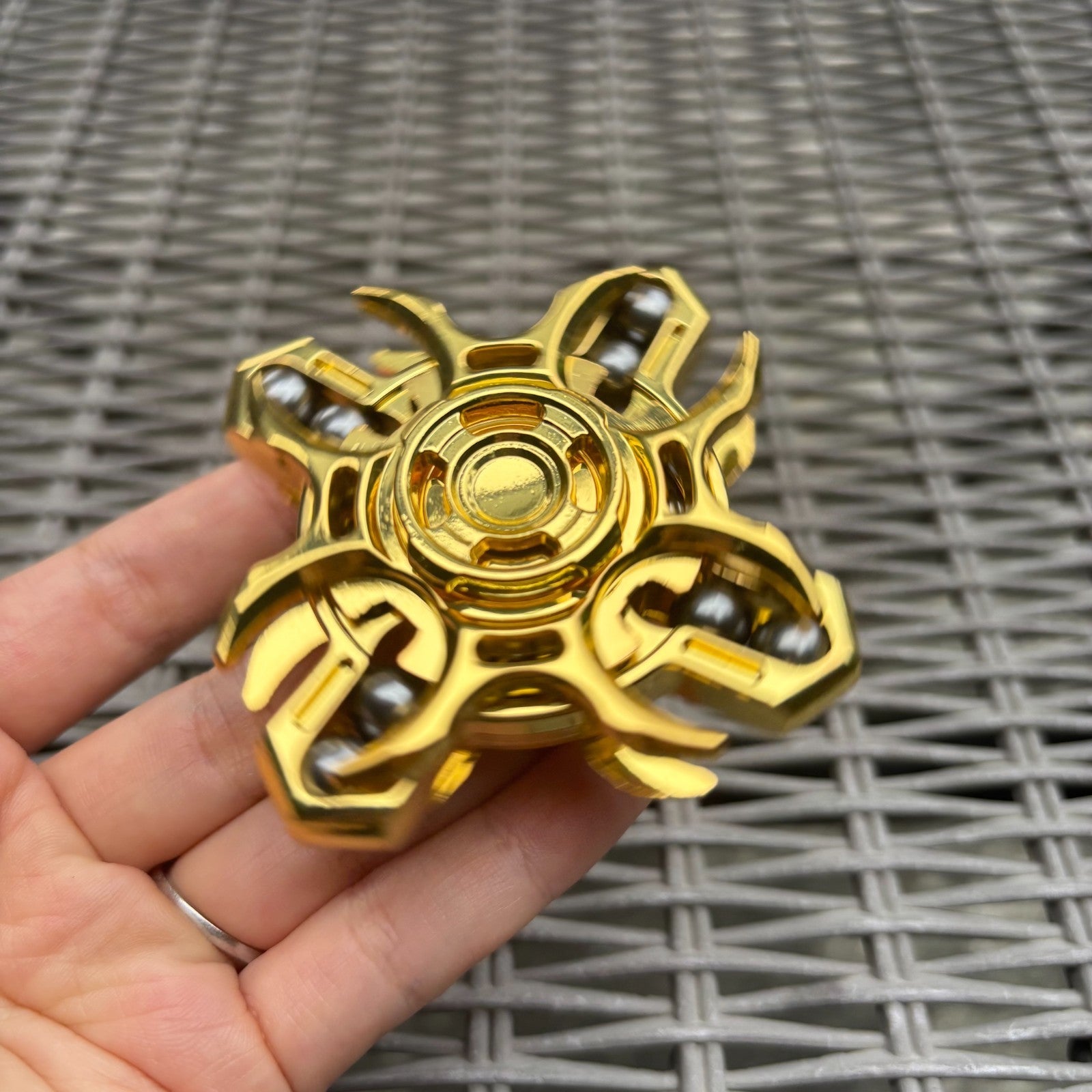 EDC Fidget Spinner Hand Spinner Double-Sided Linkage Stress Relief Toys 07FC0E-D4 - KOEEK