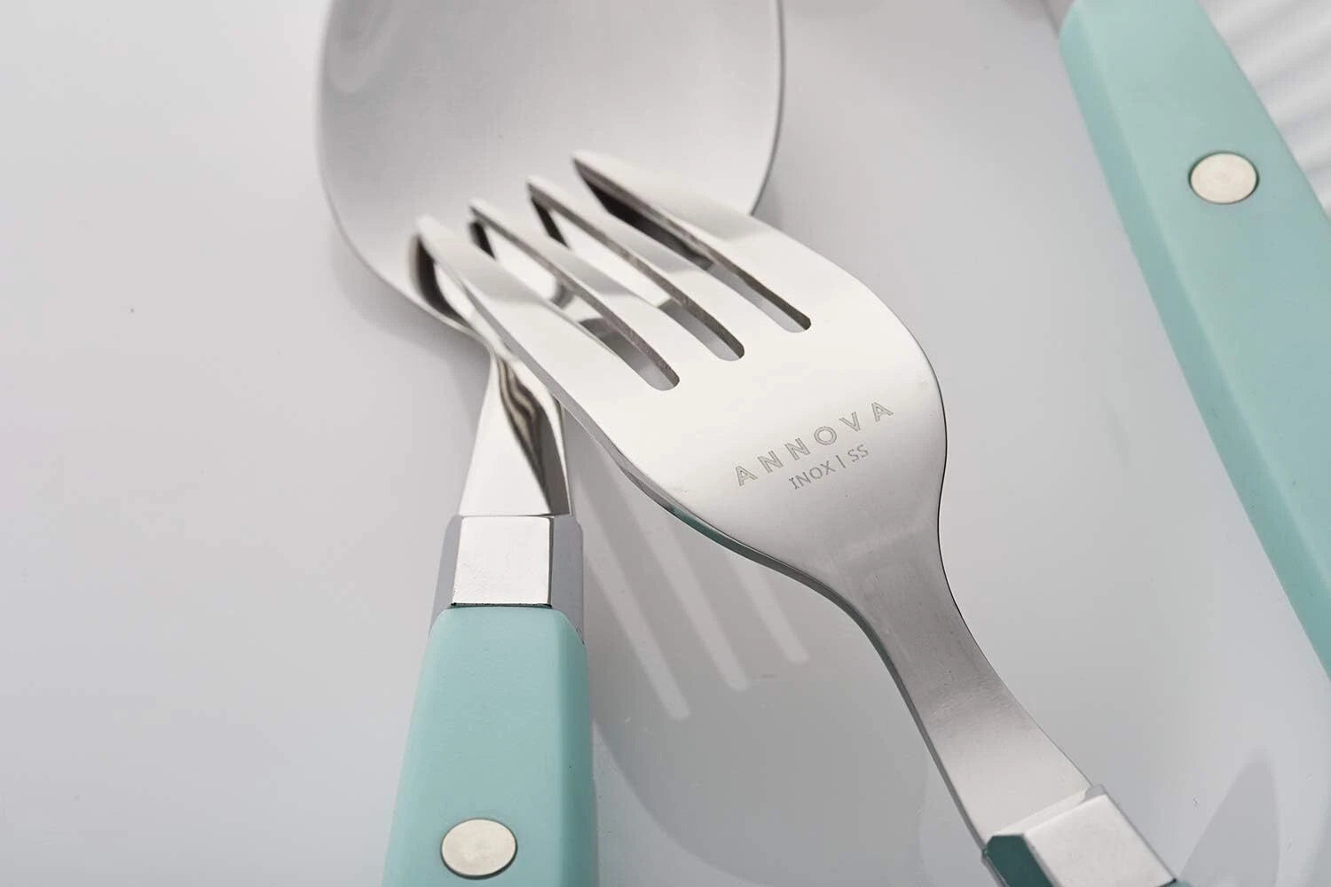 Silverware Set of 20 Stainless Steel Flatware with Colored Handle Rivets 07FC0E-D4 - KOEEK