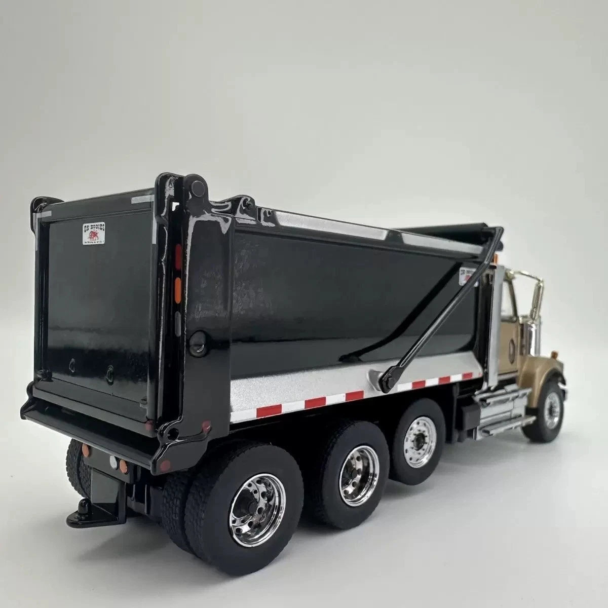 DM 1/50 WESTERN STAR 4900 SFFA Tandem Axle DUMP TRUCK Diecast Model Car 71080 07FC0E-D4 - KOEEK