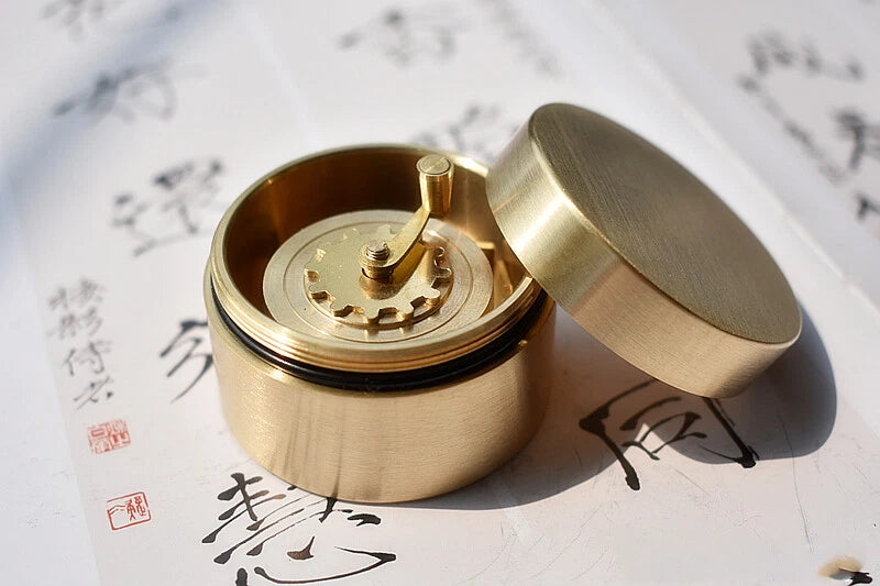 EDC Brass Pocket Tape Measure Mini Manual Reel Retro Flywheel Sewing Tool 07FC0E-D4 - KOEEK