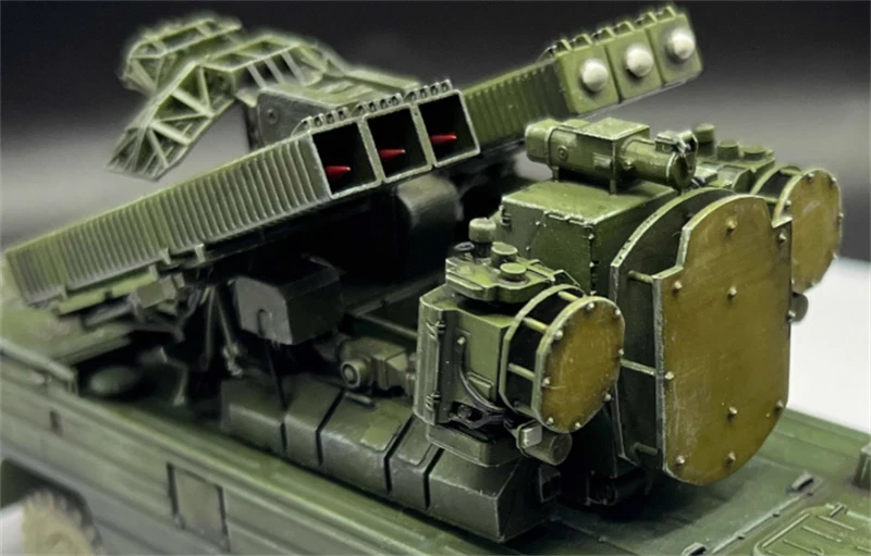 AM 1/72 Russian SAM8 Gecko Air Defense Missile System Painted Finished Model Toy AM - KOEEK