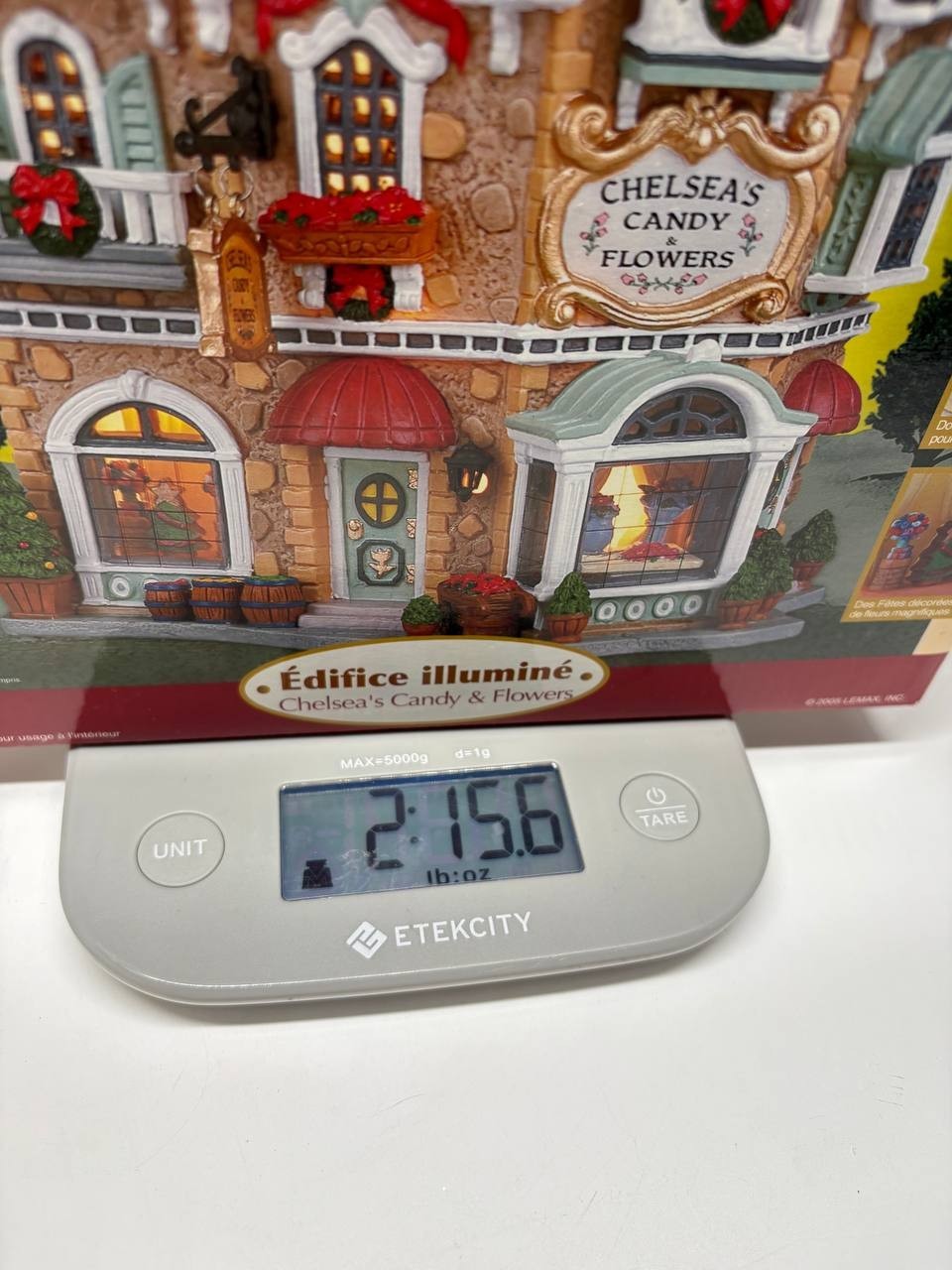 Lemax Christmas Village 2005 Chelsea's Candy and Flower Shop Lighted in box LEMAX - KOEEK