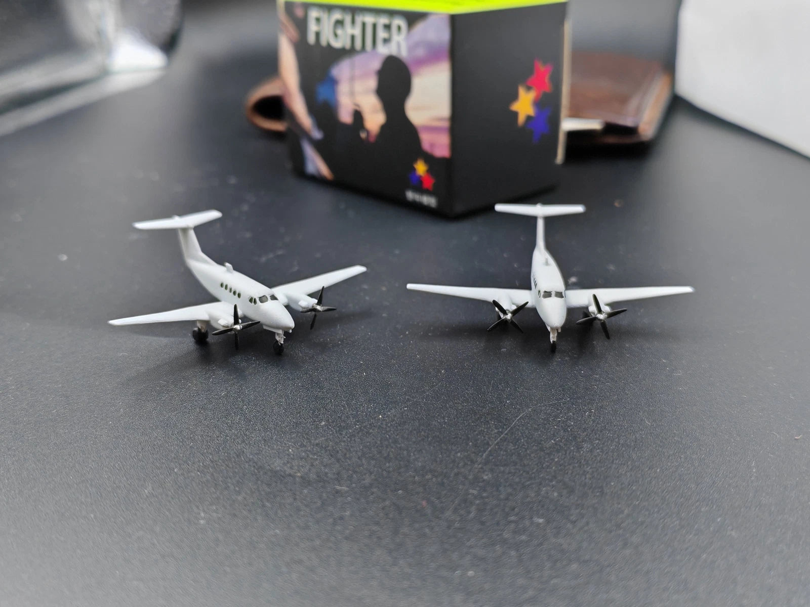 1/400 US Beechcraft B200 "King of the Air" Light Business Jet Model 07FC0E-D4 - KOEEK