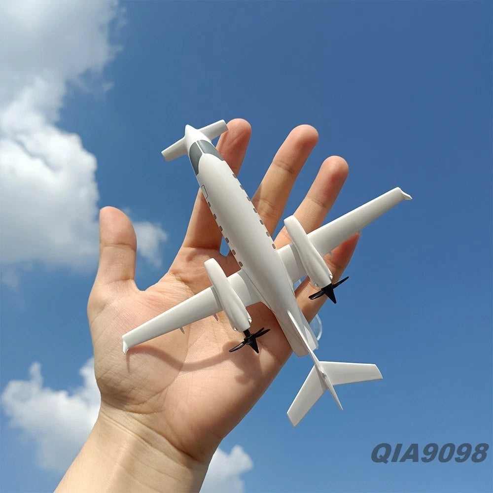1/100 Scale P.180 Avanti EVO Aircraft Finished White Color Display Model 07FC0E-D4 - KOEEK