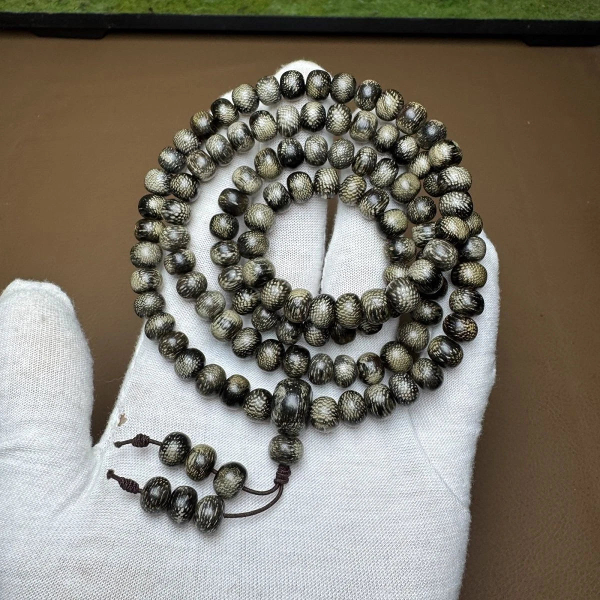 Natural Agarwood Bead Bracelet 108 Beads 10mm Meditation Prayer 07FC0E-D4 - KOEEK