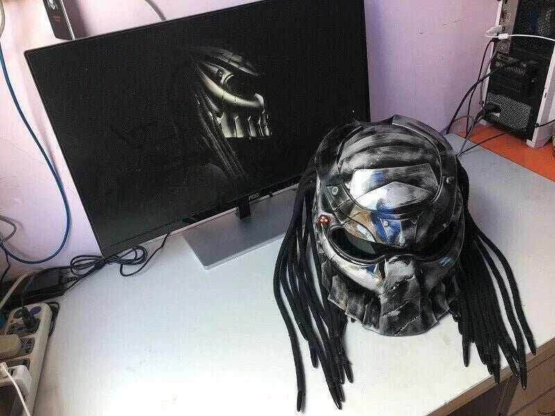 Predator Hand-painted Motorcycle Personality Full Face Laser Light Adult Helmet 07FC0E-D4 - KOEEK