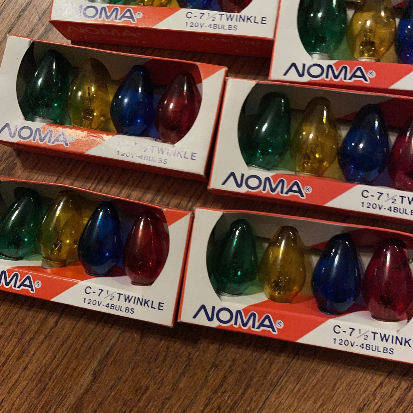NOMA 12 pks 1047 4 Count C 7 1/2 Multi Transparent Twinkle Christmas Light Bulb NOMA - KOEEK