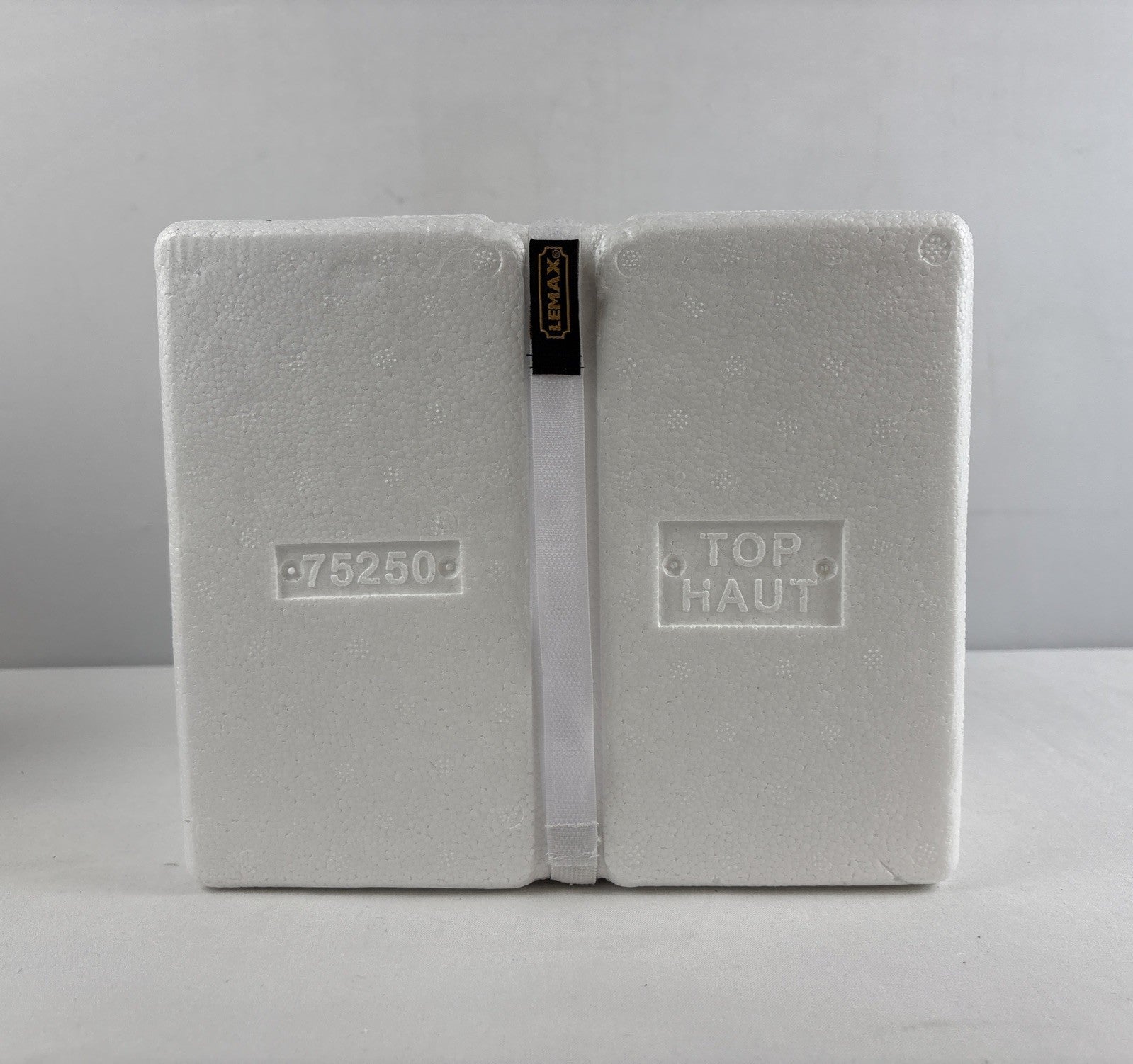 Lemax 2017 Hamiltons Ale House #75250 Christmas Village  With Light LEMAX - KOEEK