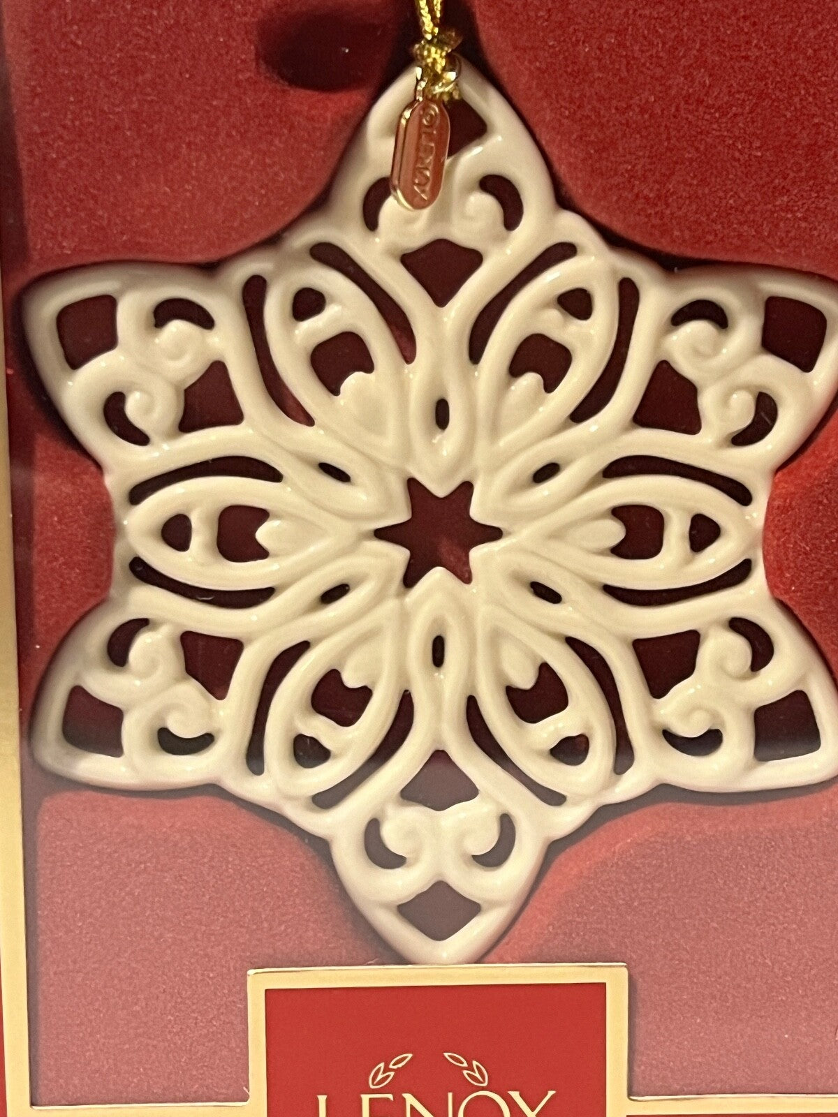 Lenox 2022 Snow Fantasies Snowflake Annual Ornament 4" Ivory Porcelain NIB LENOX - KOEEK