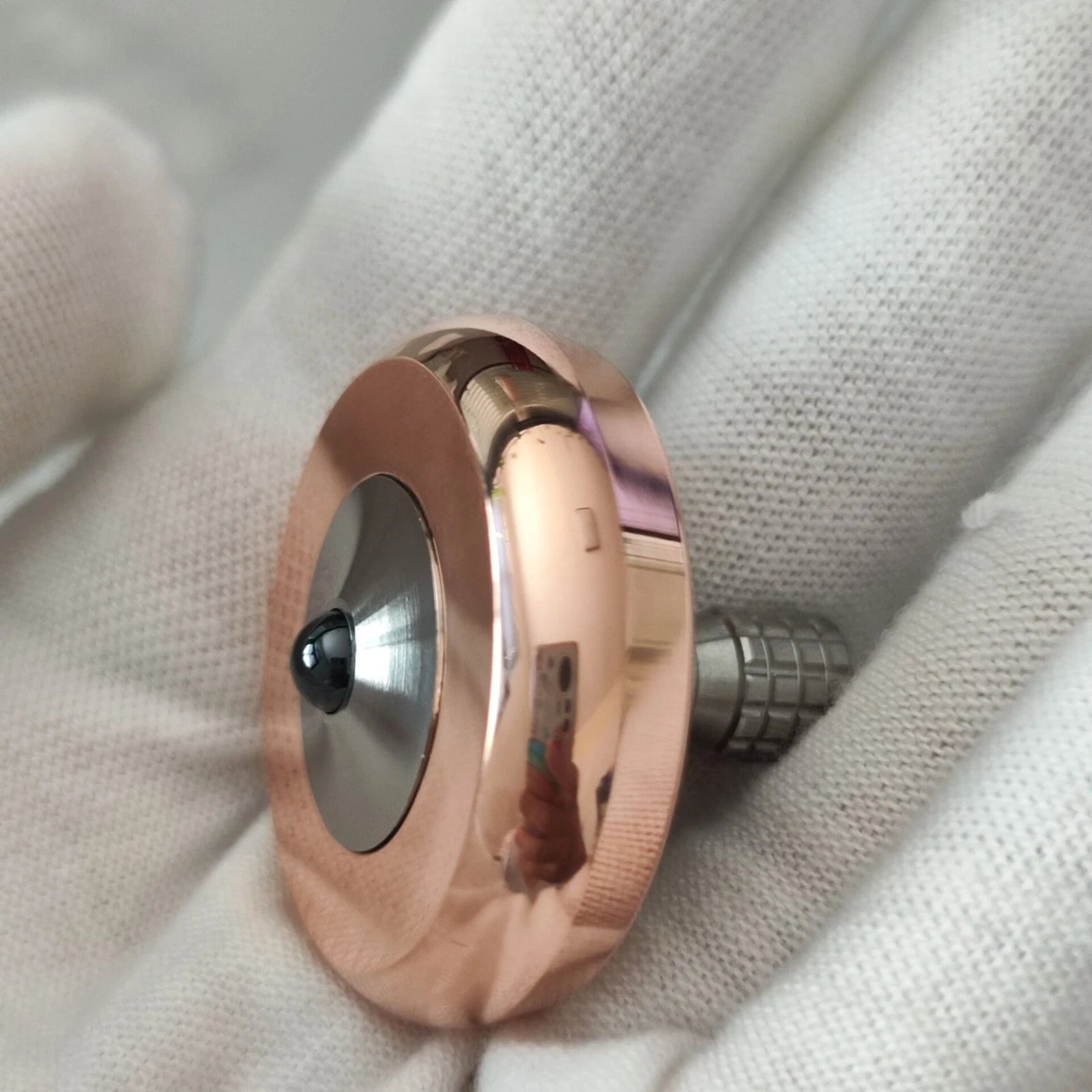 Titanium Copper Hand Twisting Spinning Tops Fingertip Top Hand Spinner Toys 07FC0E-D4 - KOEEK
