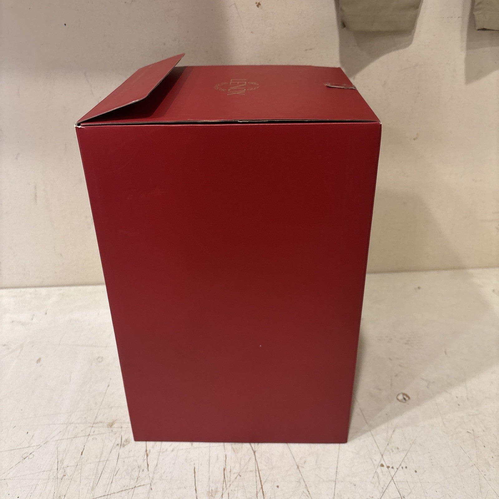 Lenox "Treasured Traditions" Lighted Christmas Tree  11.5” LENOX - KOEEK