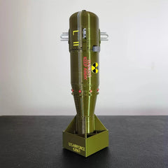 2-Piece WWII Bomb Replica Set, 1:20 Scale Collectible Models 07FC0E-D4 - KOEEK