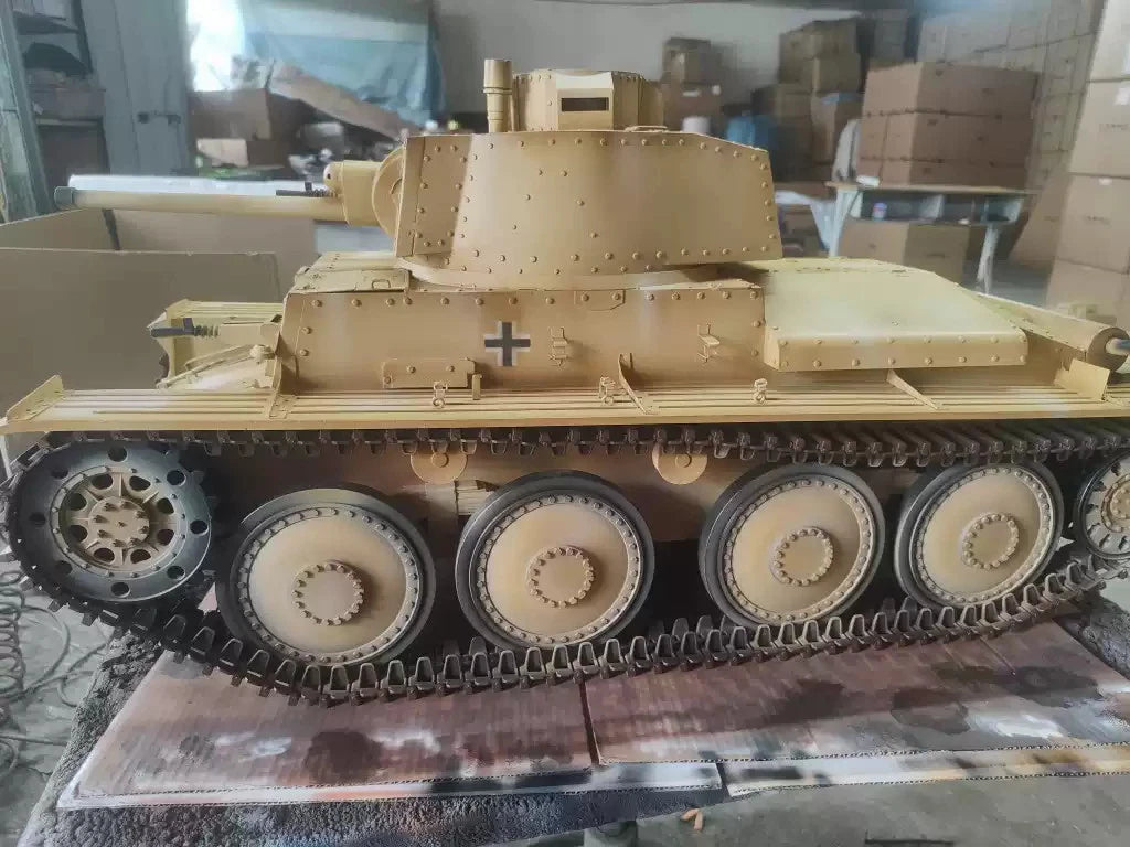GO-TRUCK 1/6 WWII German 38T Tank Metal Model Not Movable Grey Color In Stock GO-TRUCK - KOEEK
