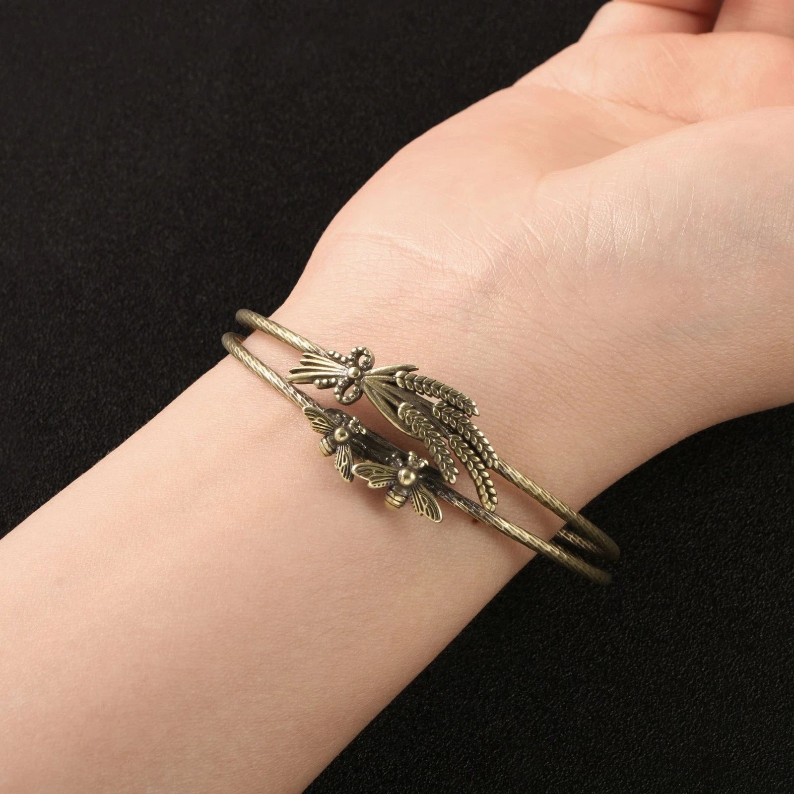 Chinese Style Brass Open Bangle Women’s Antique Copper Bracelet 07FC0E-D4 - KOEEK