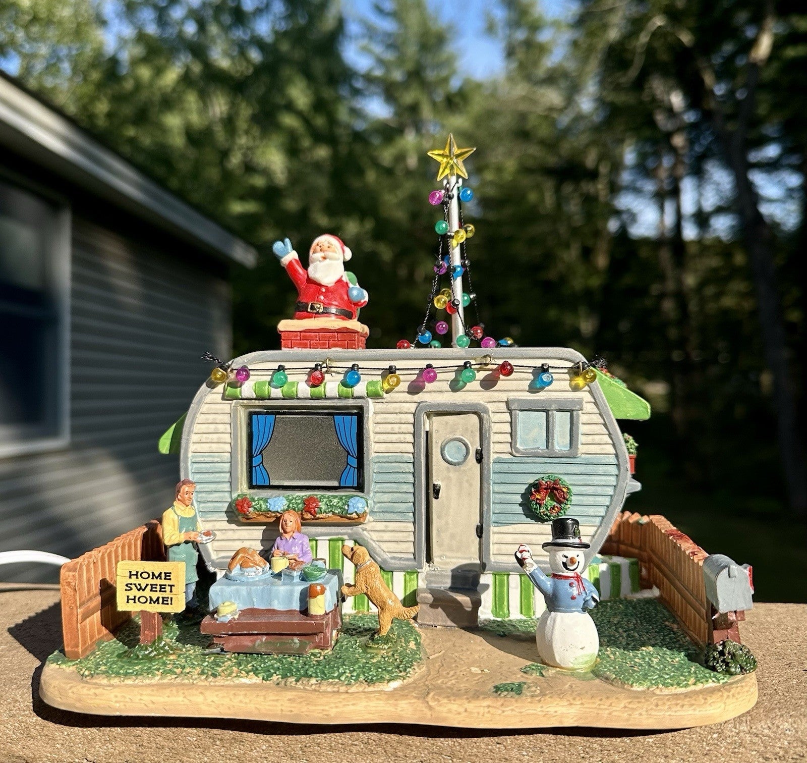 Lemax Home Sweet Home Santa Trailer Camper Lighted Christmas Village House LEMAX - KOEEK