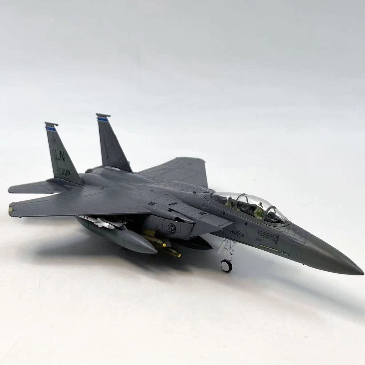 Amer 1/100 F-15E Strike Eagle Diecast Fighter Jet Military Model Display 07FC0E-D4 - KOEEK