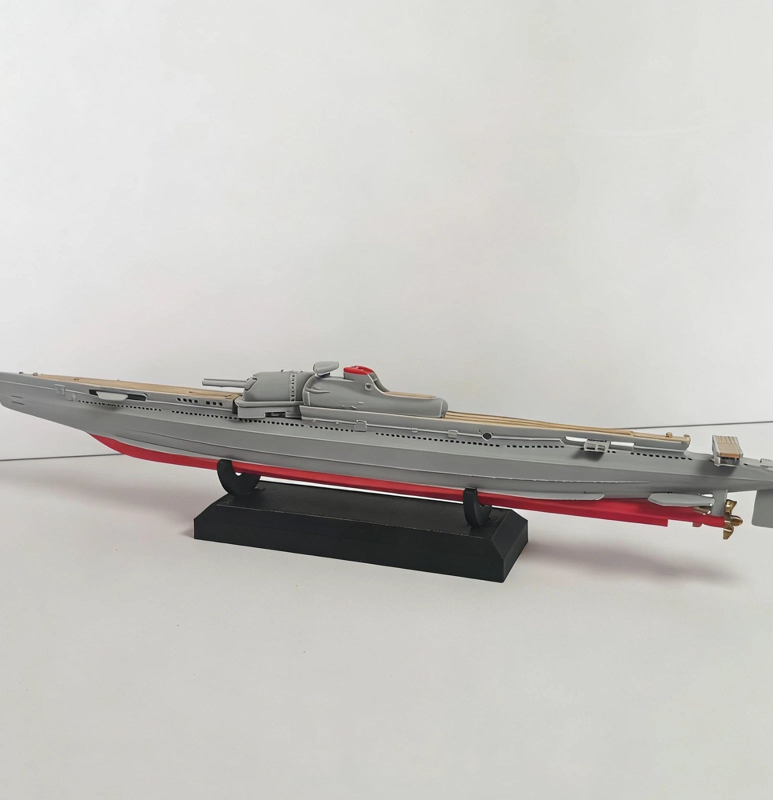 French SubmarineSurcouf WWII Largest Cruiser Submarine Heavy Guns Finished Model 07FC0E-D4 - KOEEK