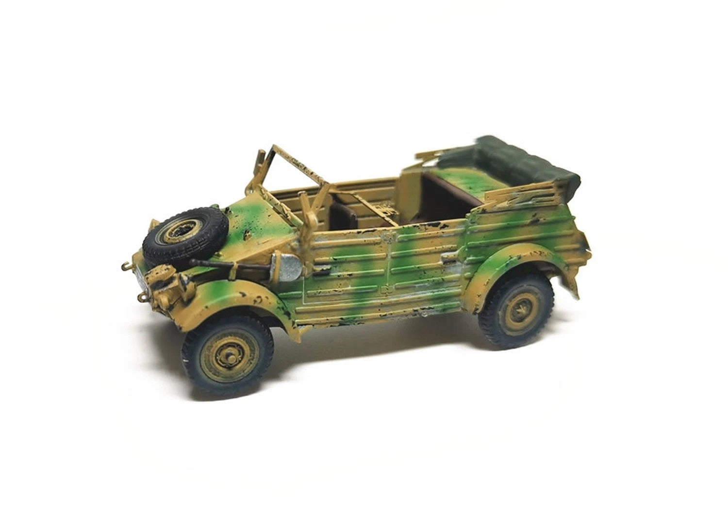 War wings 1/72 German Kubelwagen Type 82 Plastic Finished Model camouflage WAR_WINGS - KOEEK