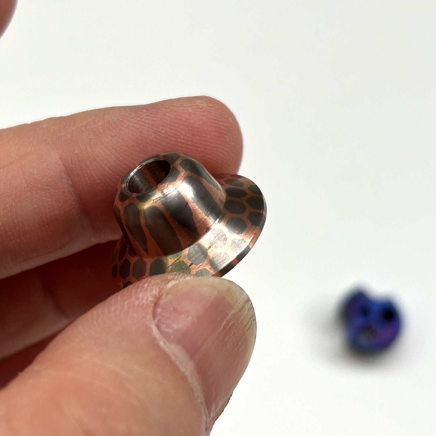 EDC Damascuse Titanium Knife Lanyard Bead Pendant Parachute Cord DIY Keychain 07FC0E-D4 - KOEEK