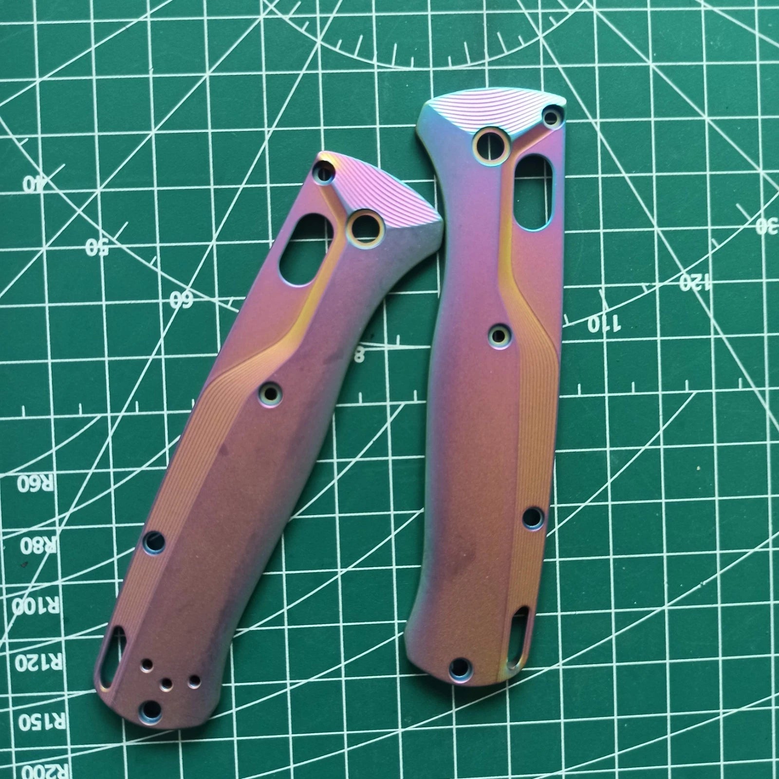 1 Pair Colorful Titanium Folding Knife Handle Scales for Benchmade Bugout 535 07FC0E-D4 - KOEEK