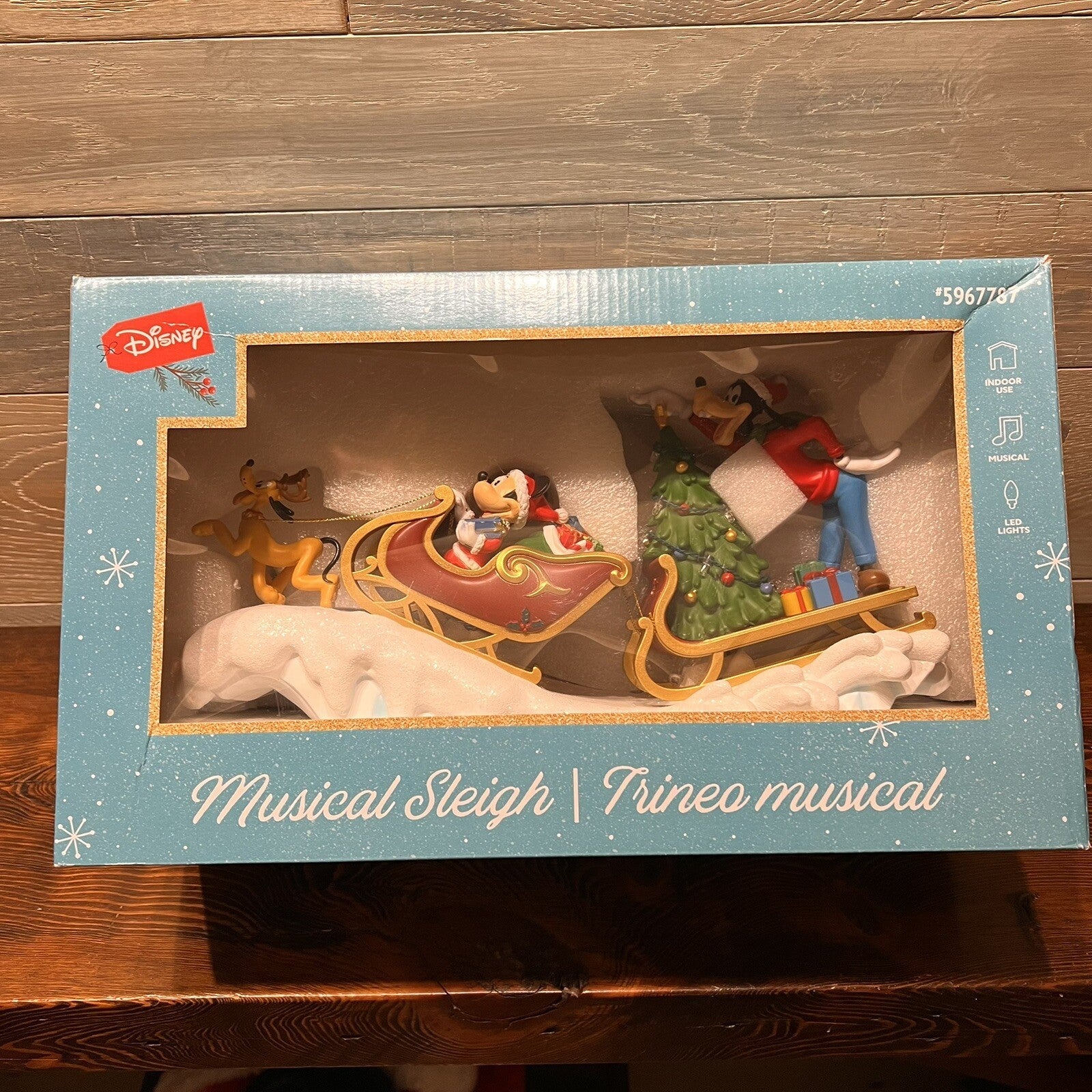 Disney Christmas Holiday Musical Sleigh Mickey Minnie Goofy Pluto 8 Songs Lights DISNEY - KOEEK
