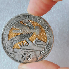 1pcs Movable Mechanism Coin "The Savior`s Hand"  Amazing Hobo Art 07FC0E-D4 - KOEEK