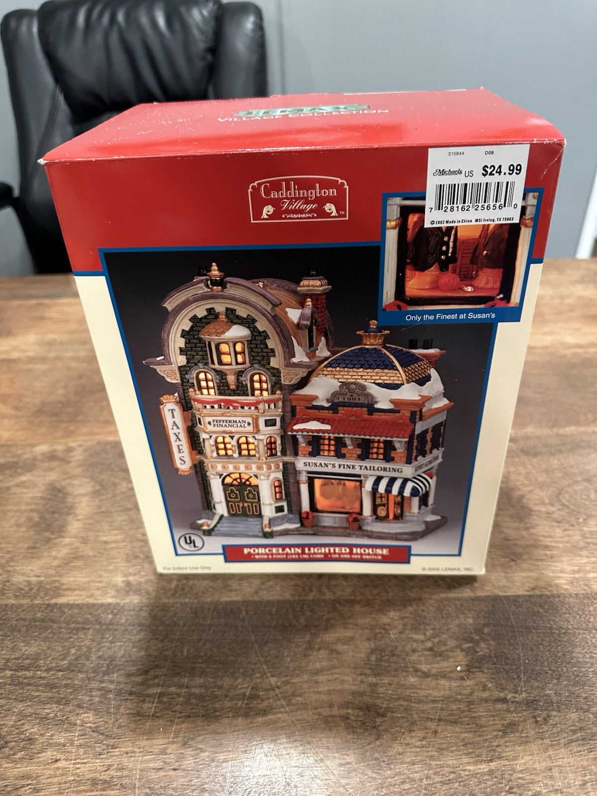 Lemax Caddington Village 2002 Susans Fine Tailoring Fefferman Financial Lighted LEMAX - KOEEK