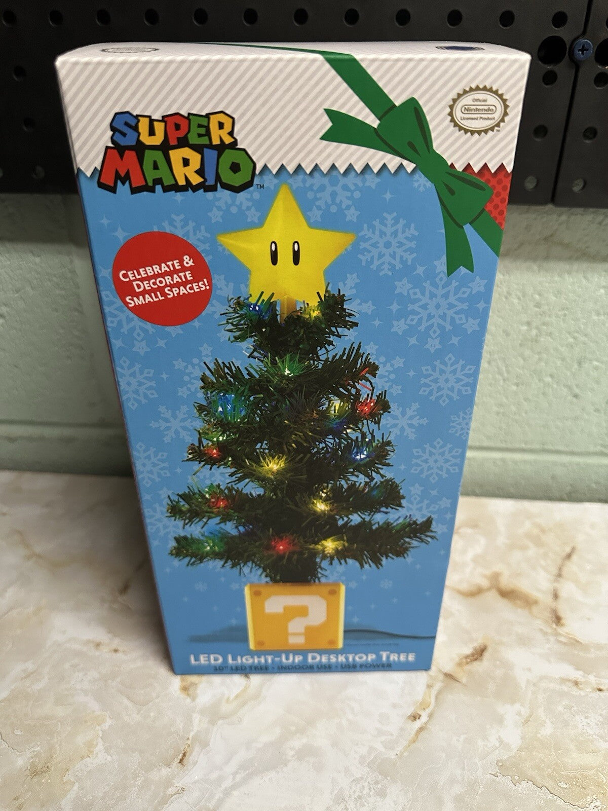 - Super Mario LED 10" Light Up Desktop Tree & 9" Super Star Tree Topper 07FC0E-D4 - KOEEK
