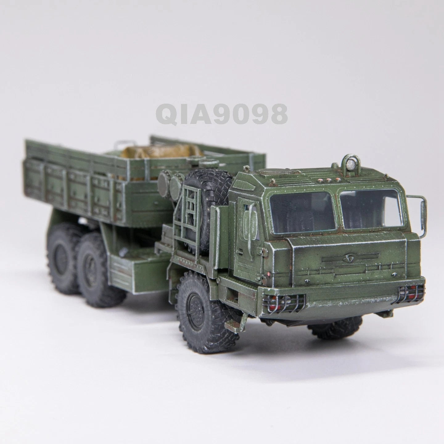 1/72 Scale Russian BAZ-6402 Military Supply Vehicle Green Resin Model 07FC0E-D4 - KOEEK