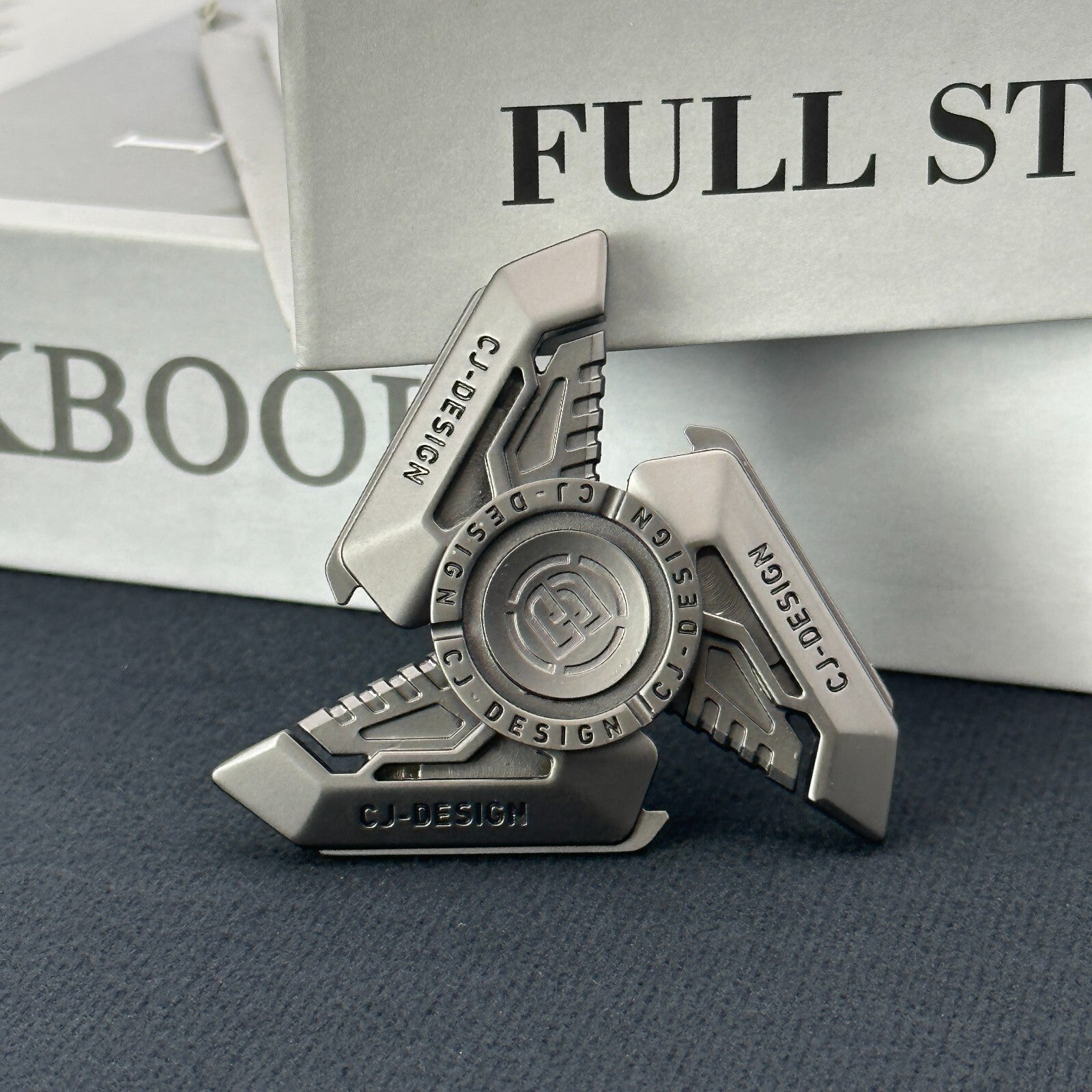 Fingertip Spinner Metal DIY Whirlwind Luminous Finger Edc Decompression Toys 07FC0E-D4 - KOEEK