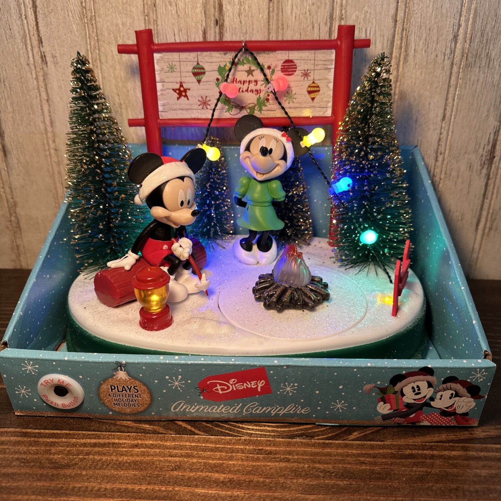!  Disney Christmas Mickey & Minnie Mouse Animated Lighted Campfire Musical DISNEY - KOEEK