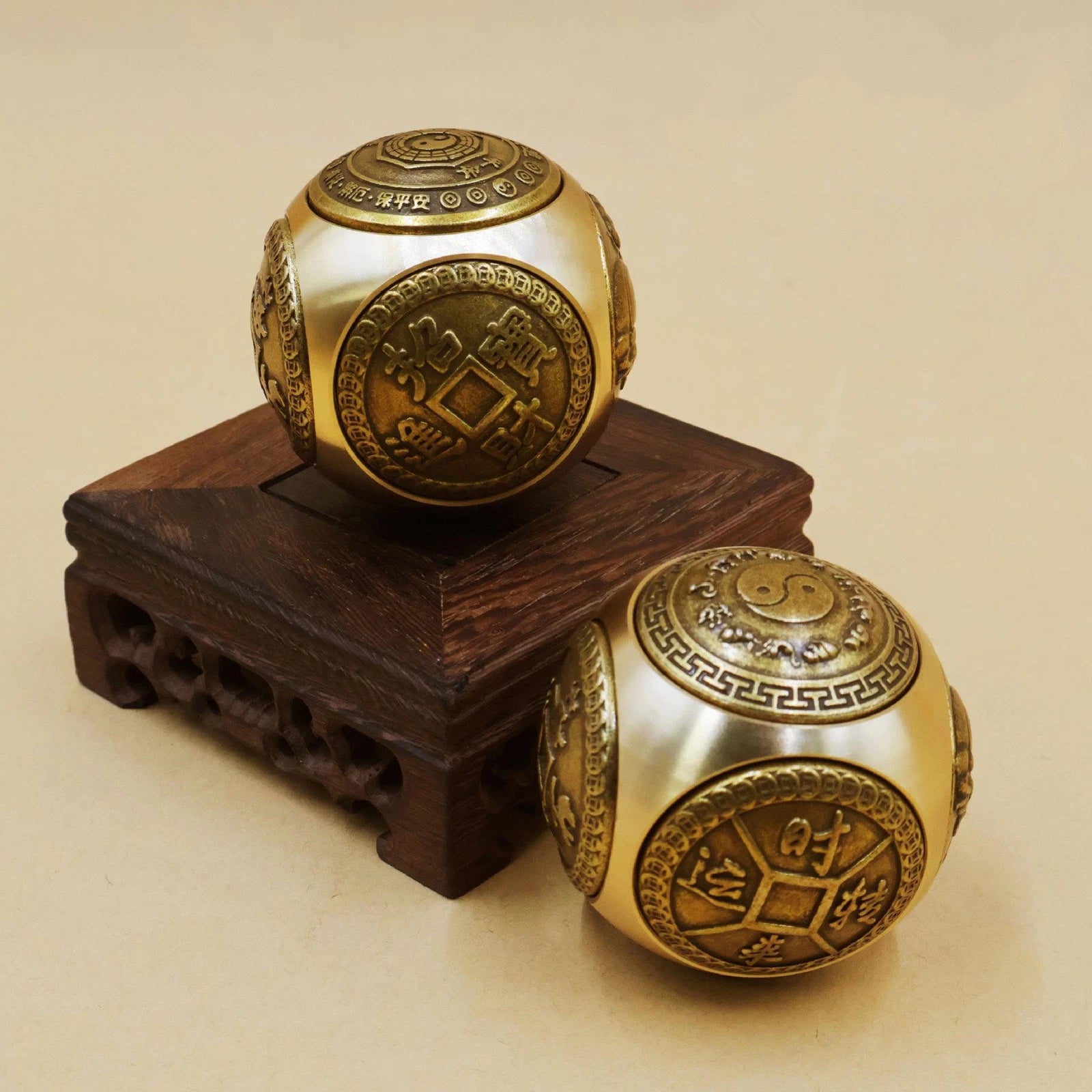 Brass Dice Large Fidget Spinner With 6 Sides Toy Gift 07FC0E-D4 - KOEEK