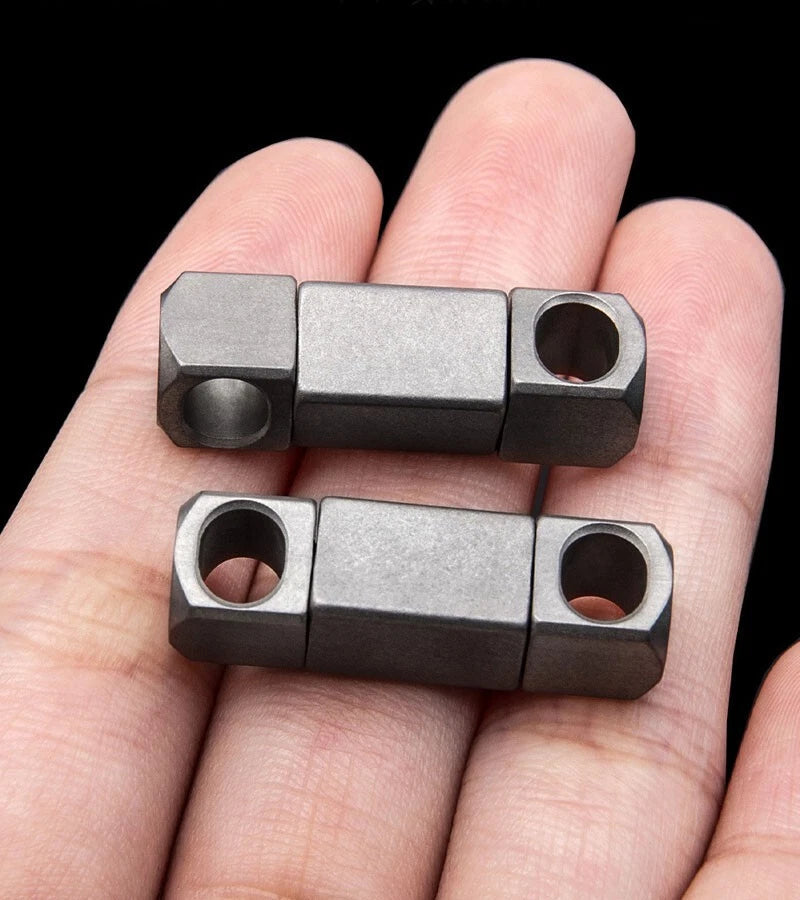 EDC 360° Rotate Titanium Alloy Keychain Portable Double Keyrings Pendant Tool 07FC0E-D4 - KOEEK