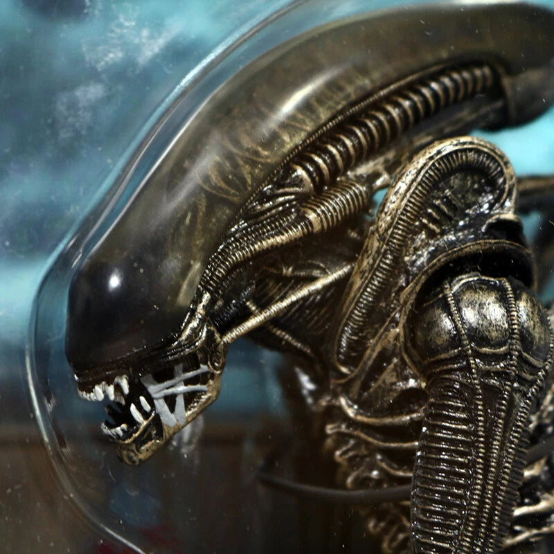 NECA Alien Hadleys Hope Carter J.Burke Xenomorph Warrior 2 Pack 7" Action Figure NECA - KOEEK