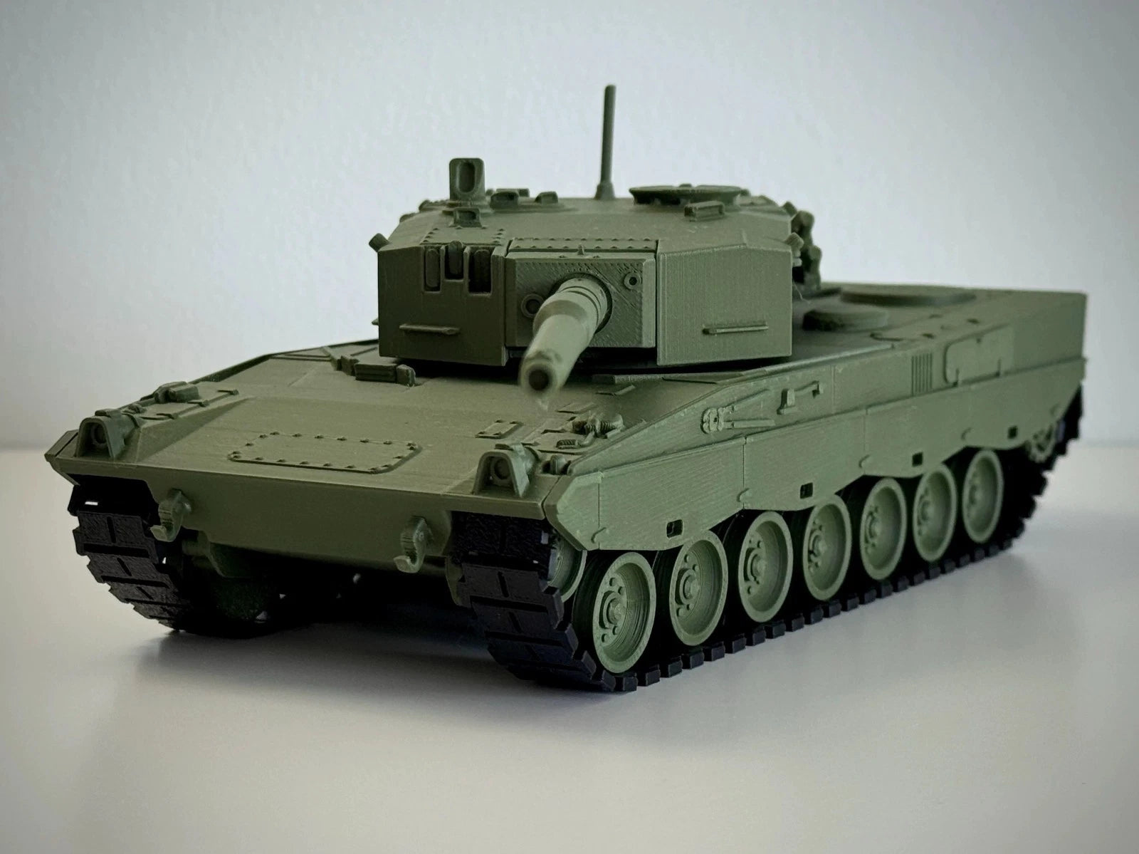 Leopard 2AV Prototype Main Battle Tank Model Modern Military Collection Desktop 07FC0E-D4 - KOEEK