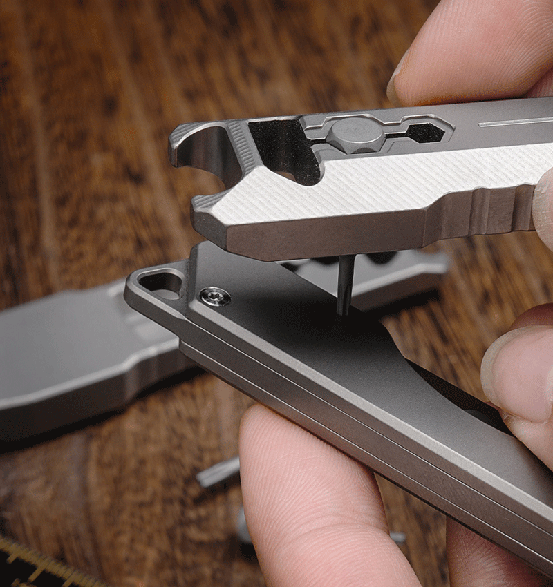 EDC Titanium Alloy Keychain Pocket Pry Bar Crowbar Opener Outdoor Multi Tools 07FC0E-D4 - KOEEK