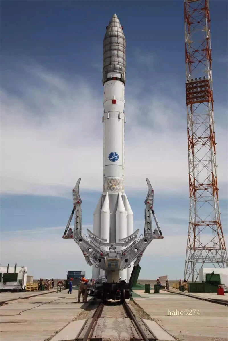 1/200 1/144 CCCP Russian Space Agency Proton-M Launch Vehicle  Static Model Gift 07FC0E-D4 - KOEEK