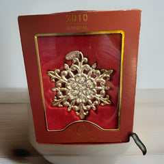 Lenox 2010 Snow Majesty Annual Christmas Snowflake Ornament NIB LENOX - KOEEK
