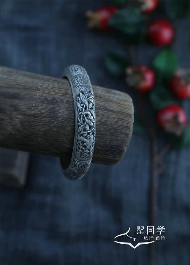 Women Palace Style Retro Distressed Hollow Buckle Floral Bracelet 07FC0E-D4 - KOEEK