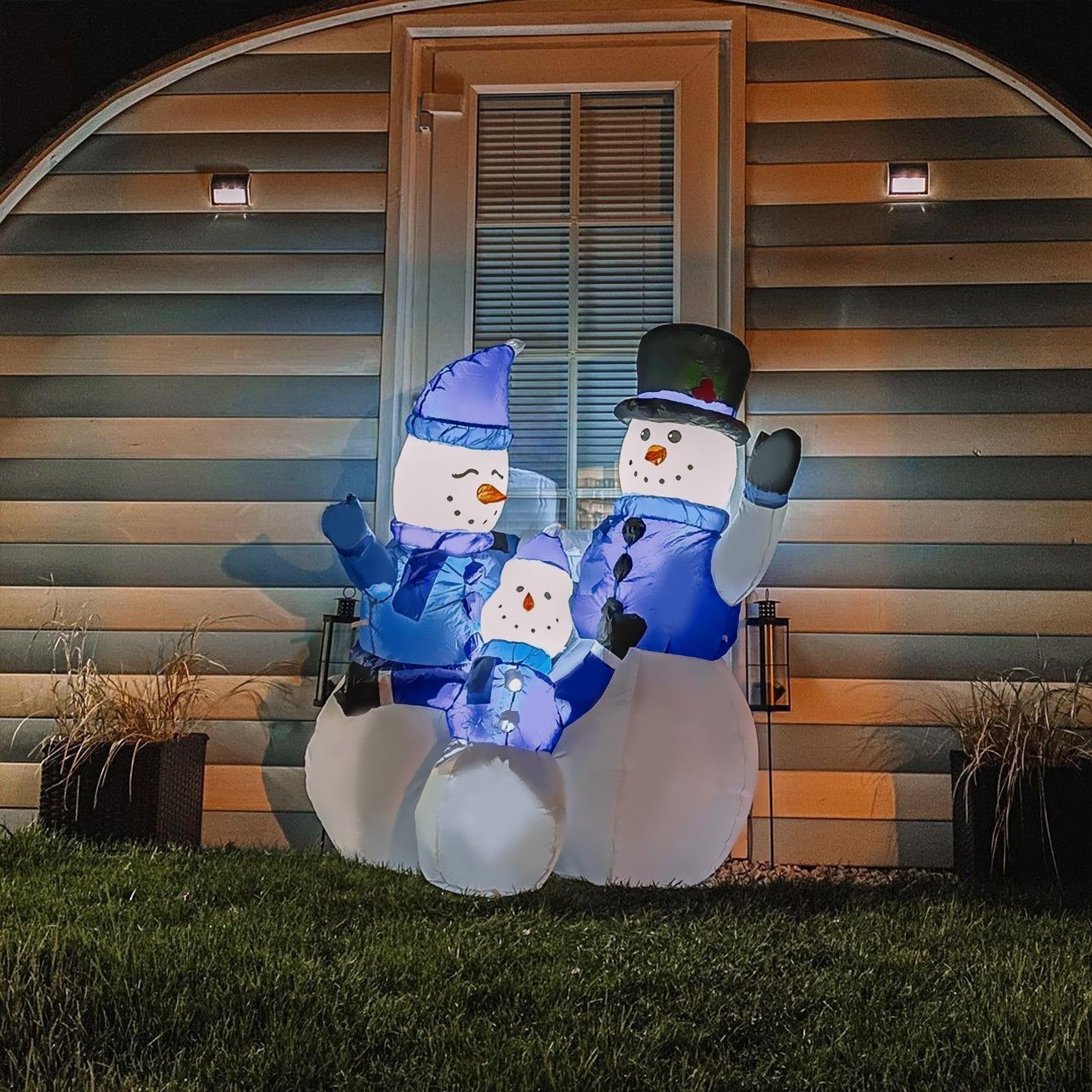 HOMCOM Inflatable Snowman Family Decoration w/ LED Lights Christmas Seasonal Fun HOMCOM - KOEEK