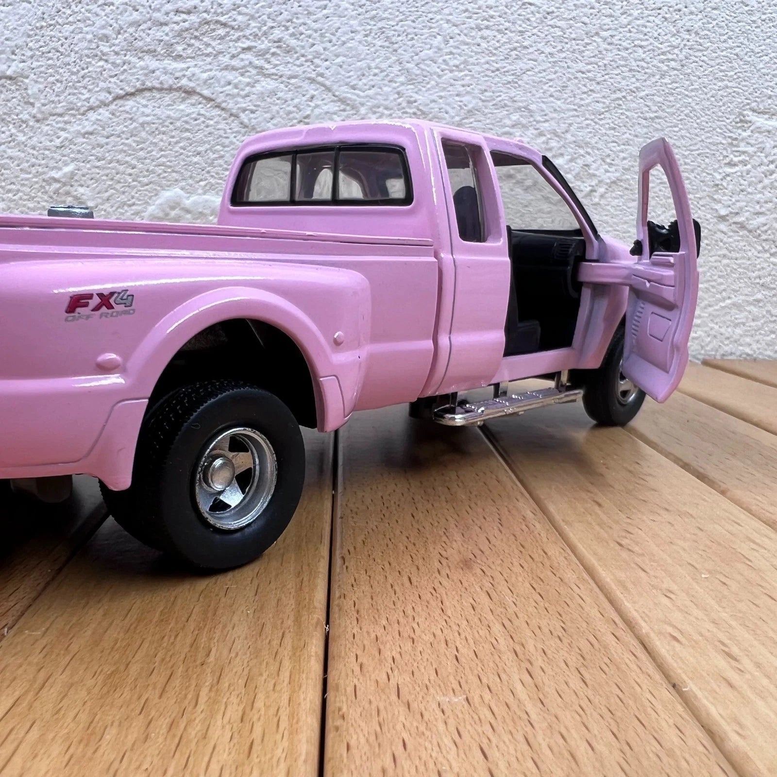 1/32 Pink Ford F-350 Diecast Model Off-Road Scene Decor Transport Vehicle Loose 07FC0E-D4 - KOEEK