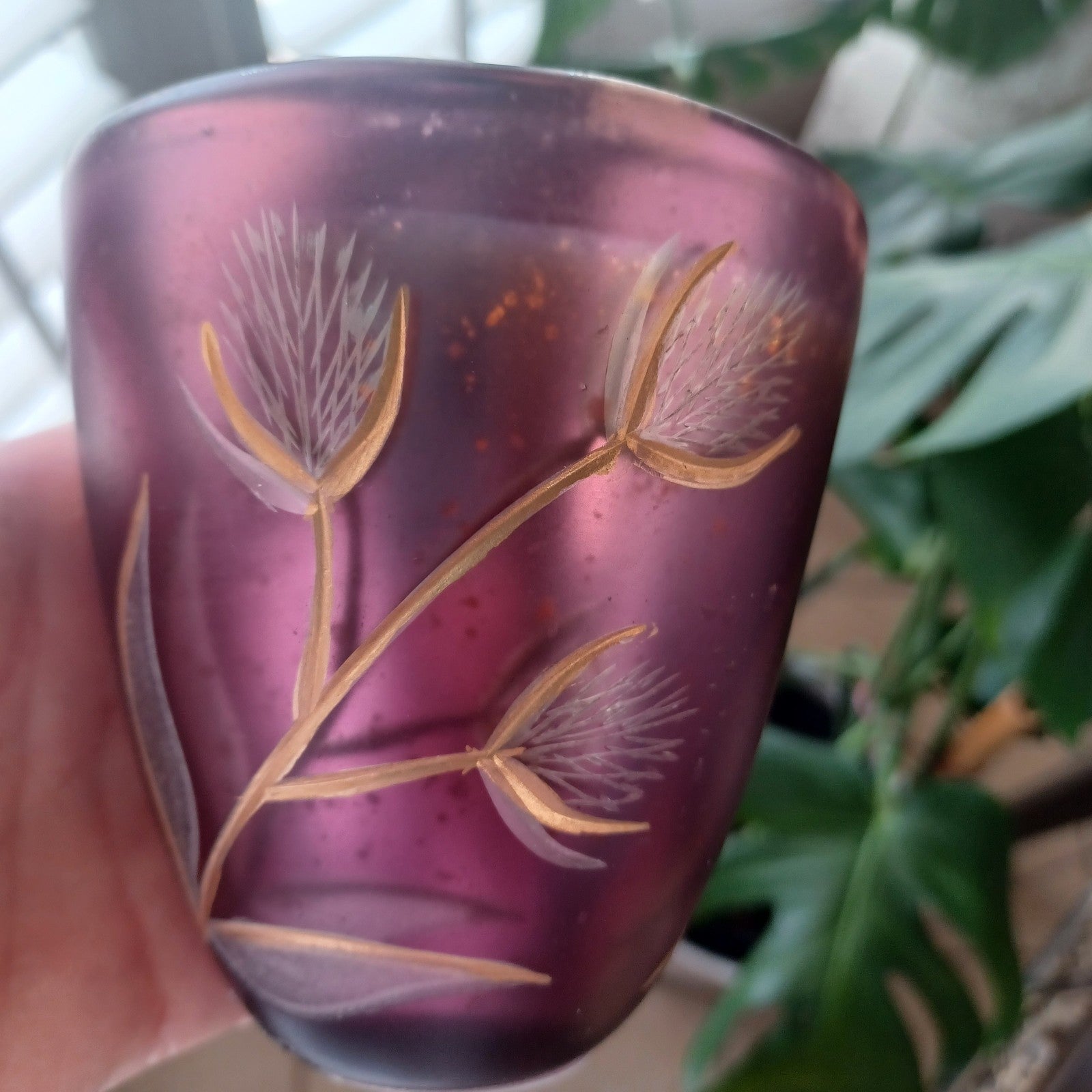 ANTHROPOLOGIE ALEXANDRA ~ NIGHT GARDENIA ETCHED GLASS CANDLE  ~ BEAUTIFUL ANTHROPOLOGIE - KOEEK