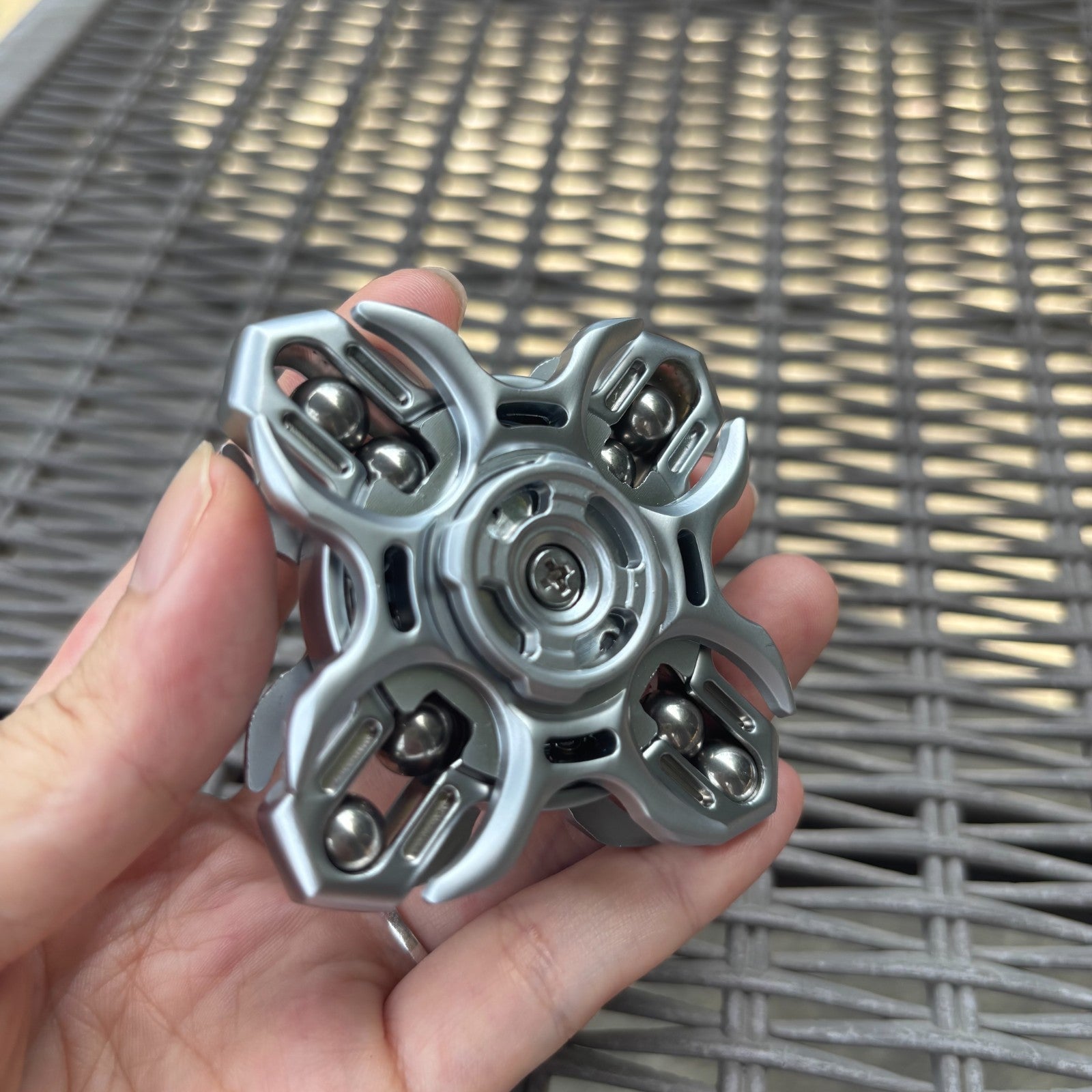 EDC Hand Spinner Fidget Spinner Double-Sided Linkage Stress Relief Toys 07FC0E-D4 - KOEEK