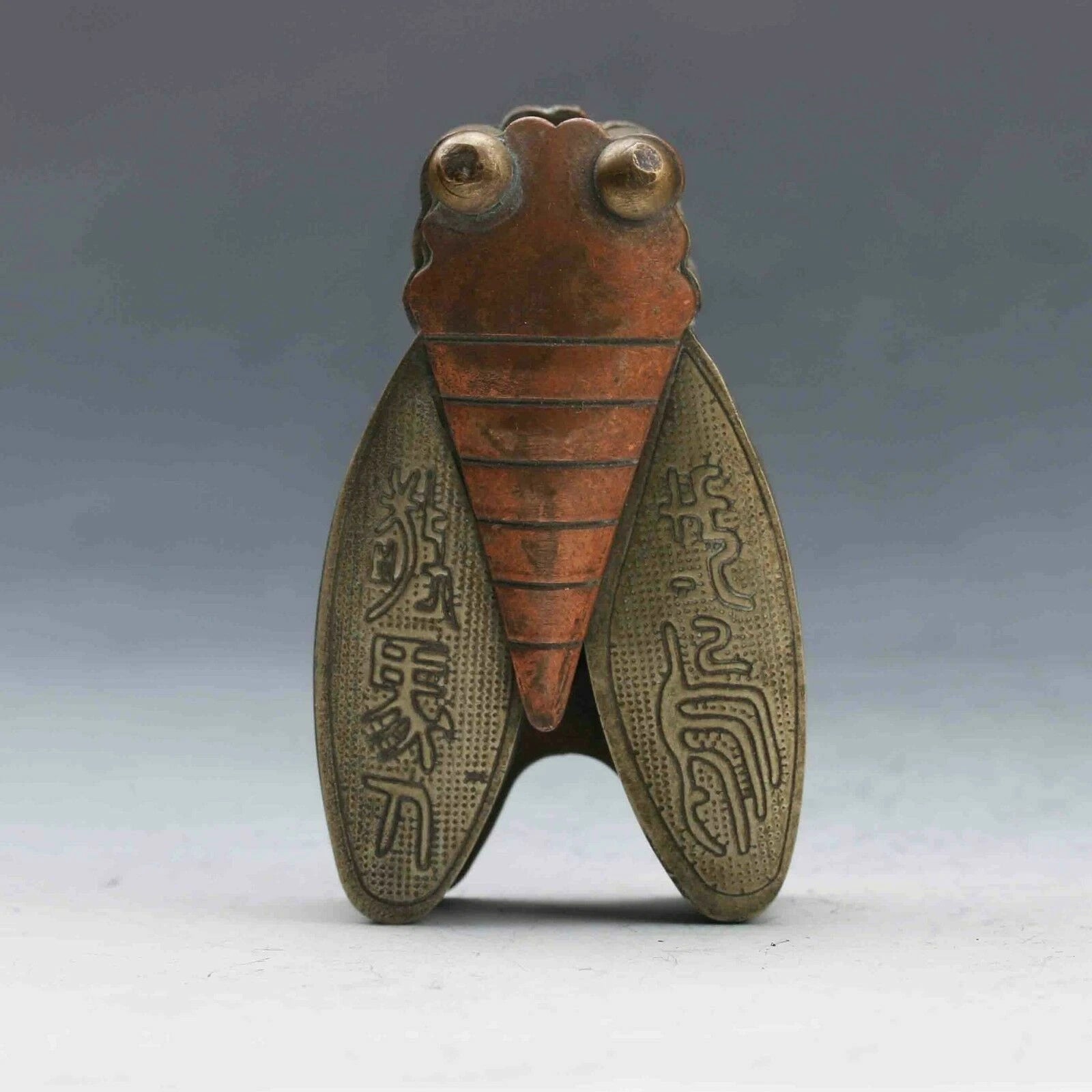 Old Chinese Ancient Collection Museum Hand carved Bronze cicada statue 07FC0E-D4 - KOEEK