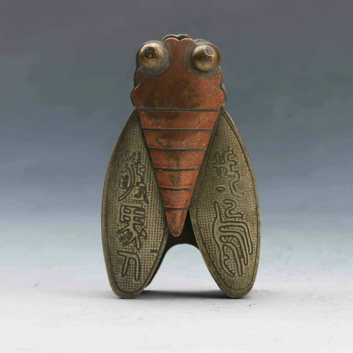 Old Chinese Ancient Collection Museum Hand carved Bronze cicada statue 07FC0E-D4 - KOEEK