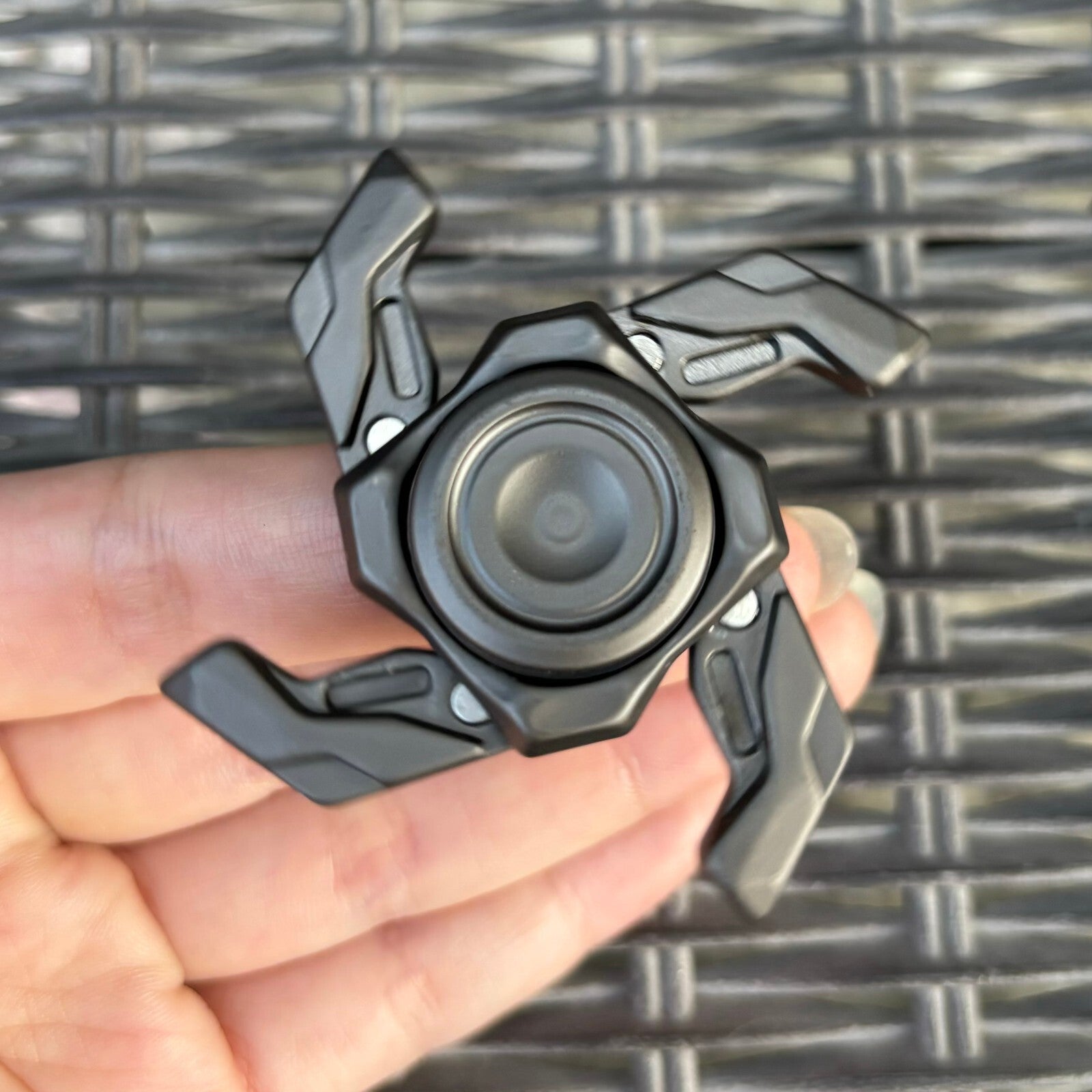 EDC Fidget Toys Stress Relief For Adults Magnetic Metal Open Armor Spinning Top 07FC0E-D4 - KOEEK