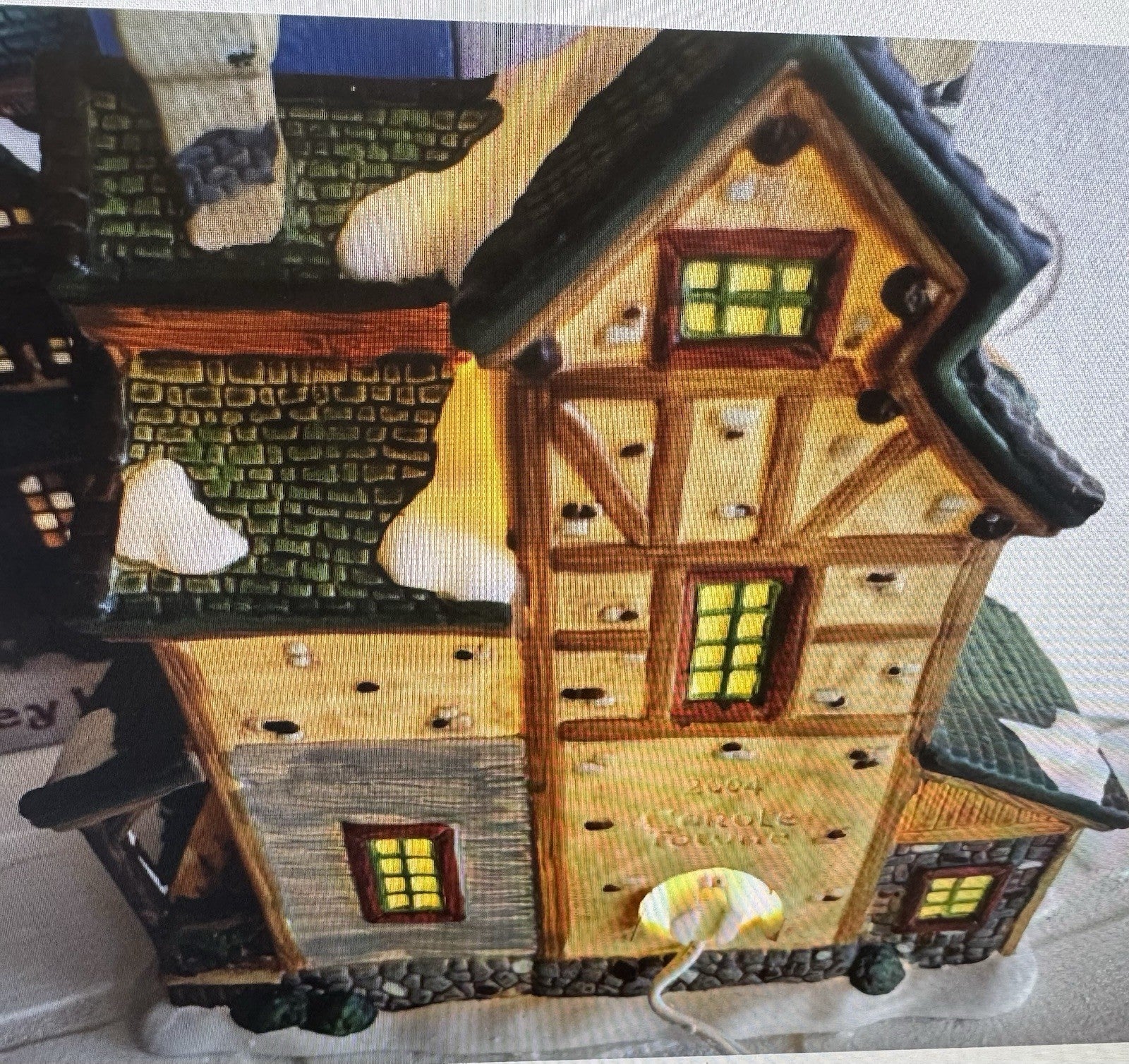 Lemax Carole Towne Collection 2004 “Langley House” Lights Up w/Box & Foam EUC LEMAX - KOEEK