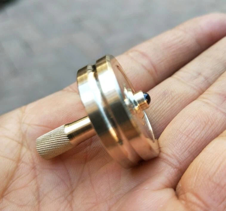 Brass Hand Twisting Spinning Top Gyro Gyroscope Collection Spinner Toys Gift 07FC0E-D4 - KOEEK