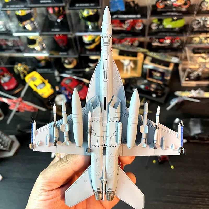 Wltk Navy F/A-18F Super Hornet VFA-102 Diamondbacks 1/100 Diecast Model US SHIP WLTK - KOEEK