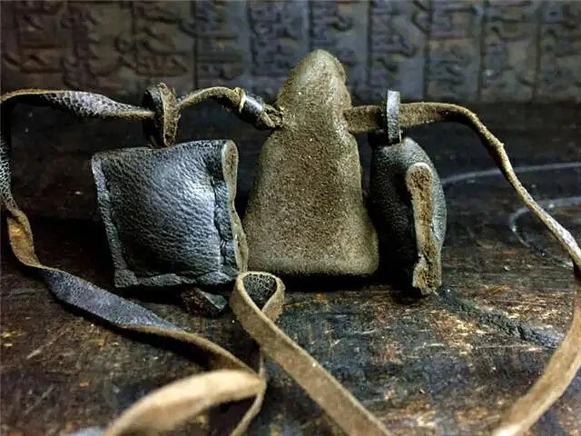 1PC Tibetan Medicine BUDDHA Amulet Necklace Small Pocket Buddha Cow Leather Rope 07FC0E-D4 - KOEEK